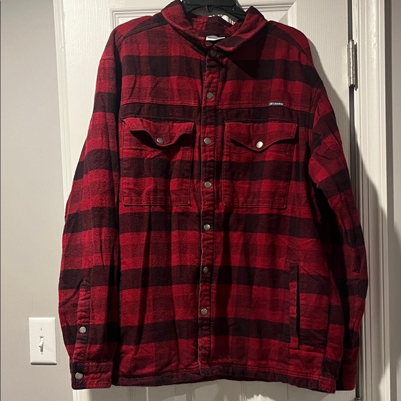 Columbia Other - Columbia’s Plaid Button-Up fleece red black men’s XL shacket lumberjack